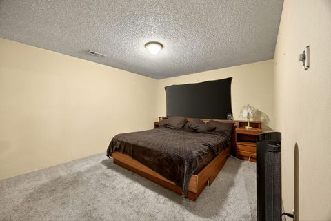 Tiny photo for 470 De Barr Avenue, Medford, OR 97501 (MLS # 220215686)