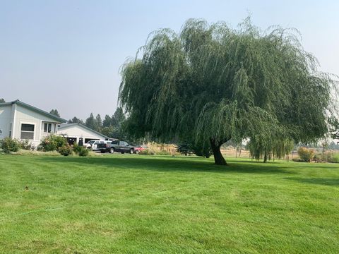 Tiny photo for 32928 Rivers Drive, Chiloquin, OR 97624 (MLS # 220215177)