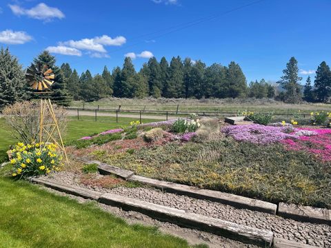 Tiny photo for 32928 Rivers Drive, Chiloquin, OR 97624 (MLS # 220215177)