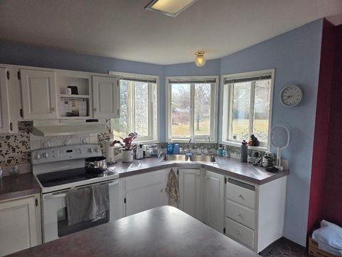 Tiny photo for 32928 Rivers Drive, Chiloquin, OR 97624 (MLS # 220215177)