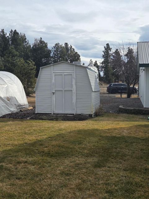Tiny photo for 32928 Rivers Drive, Chiloquin, OR 97624 (MLS # 220215177)