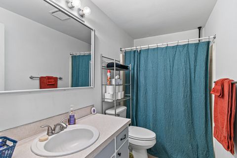 Tiny photo for 3026 Avenue G, White City, OR 97503 (MLS # 220220168)