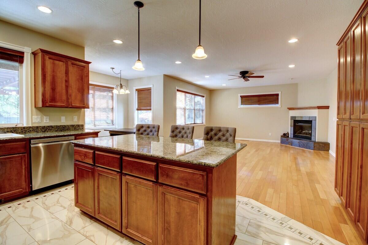 Summerfield At South East Park Phases 3And 4 - Residential