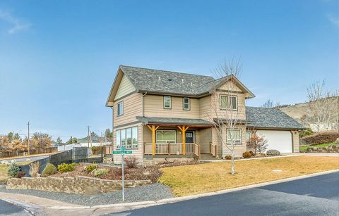 Tiny photo for 540 Crestdale Way, Klamath Falls, OR 97603 (MLS # 220213744)