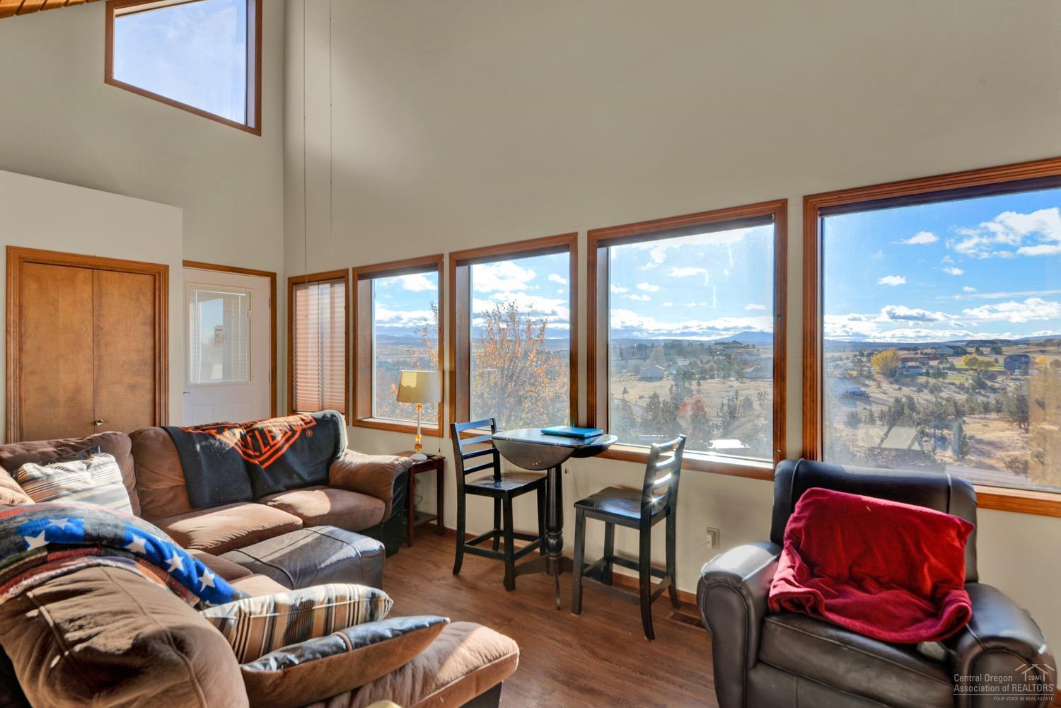 Madras Ranchos - Residential