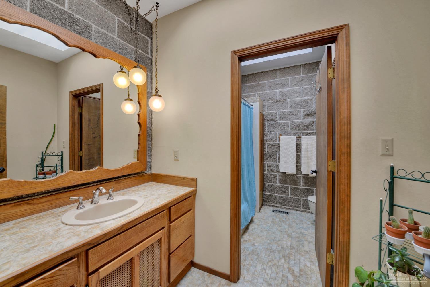 Madras Ranchos - Residential