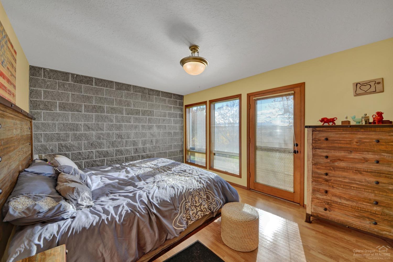 Madras Ranchos - Residential