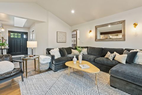 Tiny photo for 61160 Hilmer Creek Drive, Bend, OR 97702 (MLS # 220210262)