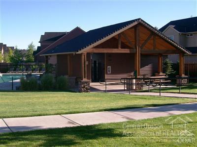 Lava Ridges - Residential