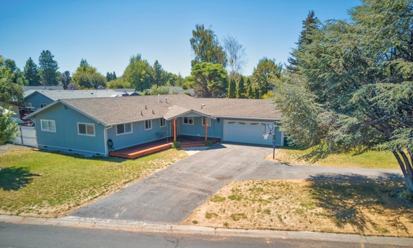 5148 GATEWOOD DR, KLAMATH FALLS, OR 97603 - Image 11352184e852cd453a94dea1fe198063/986579039
