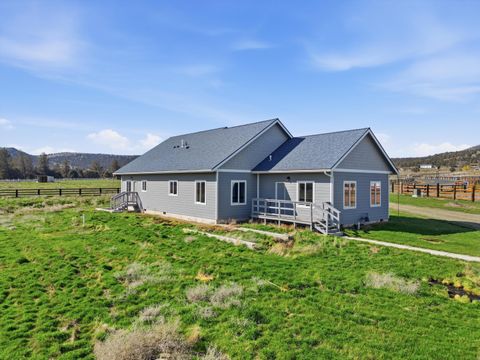 Tiny photo for 8905 NW Elizabeth Way, Prineville, OR 97754 (MLS # 220217301)