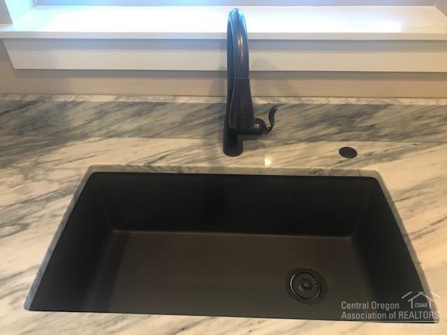 Highland Village - Residential