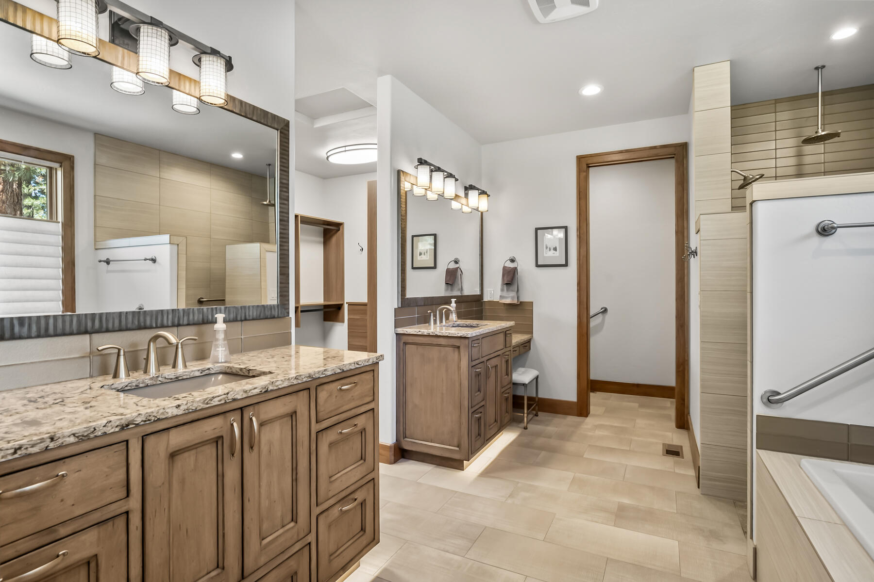 Broken Top - Residential