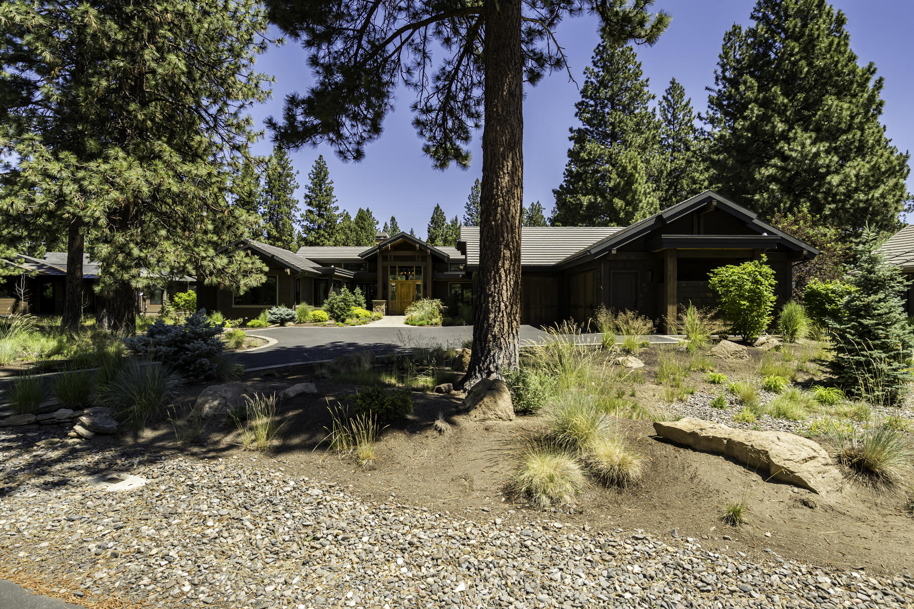 Broken Top - Residential