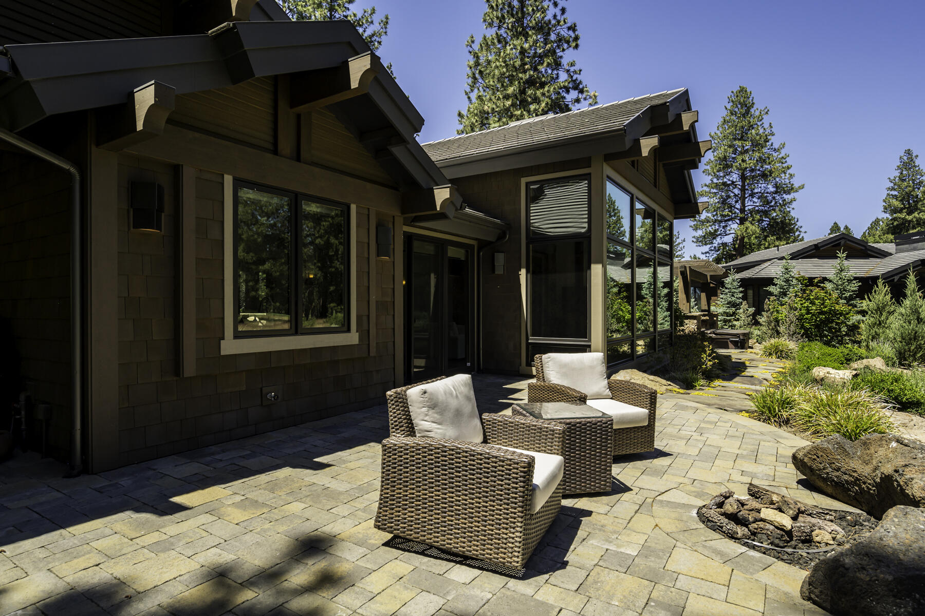 Broken Top - Residential