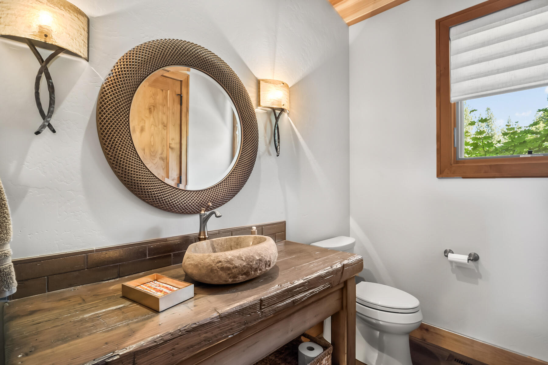 Broken Top - Residential