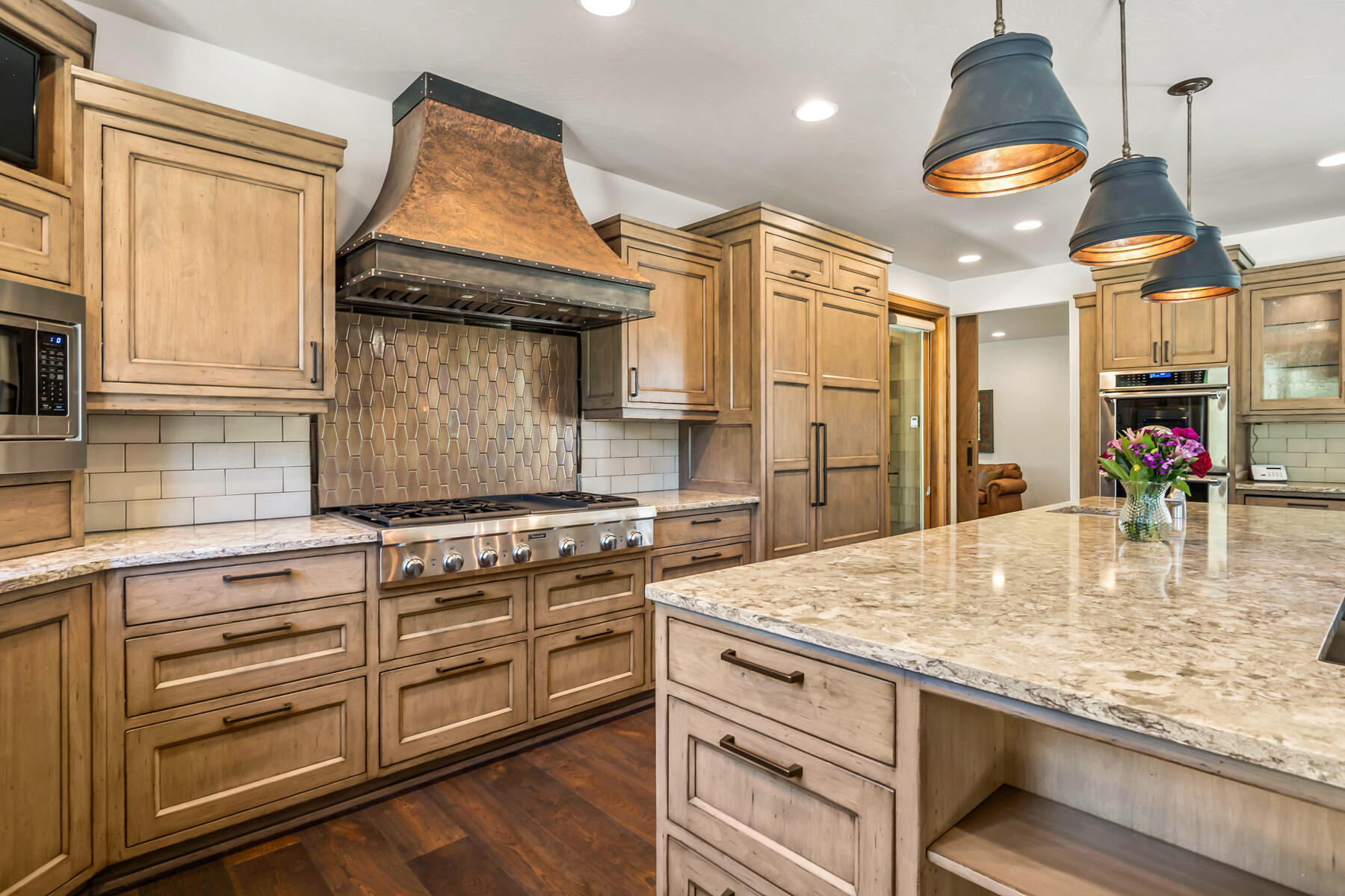 Broken Top - Residential