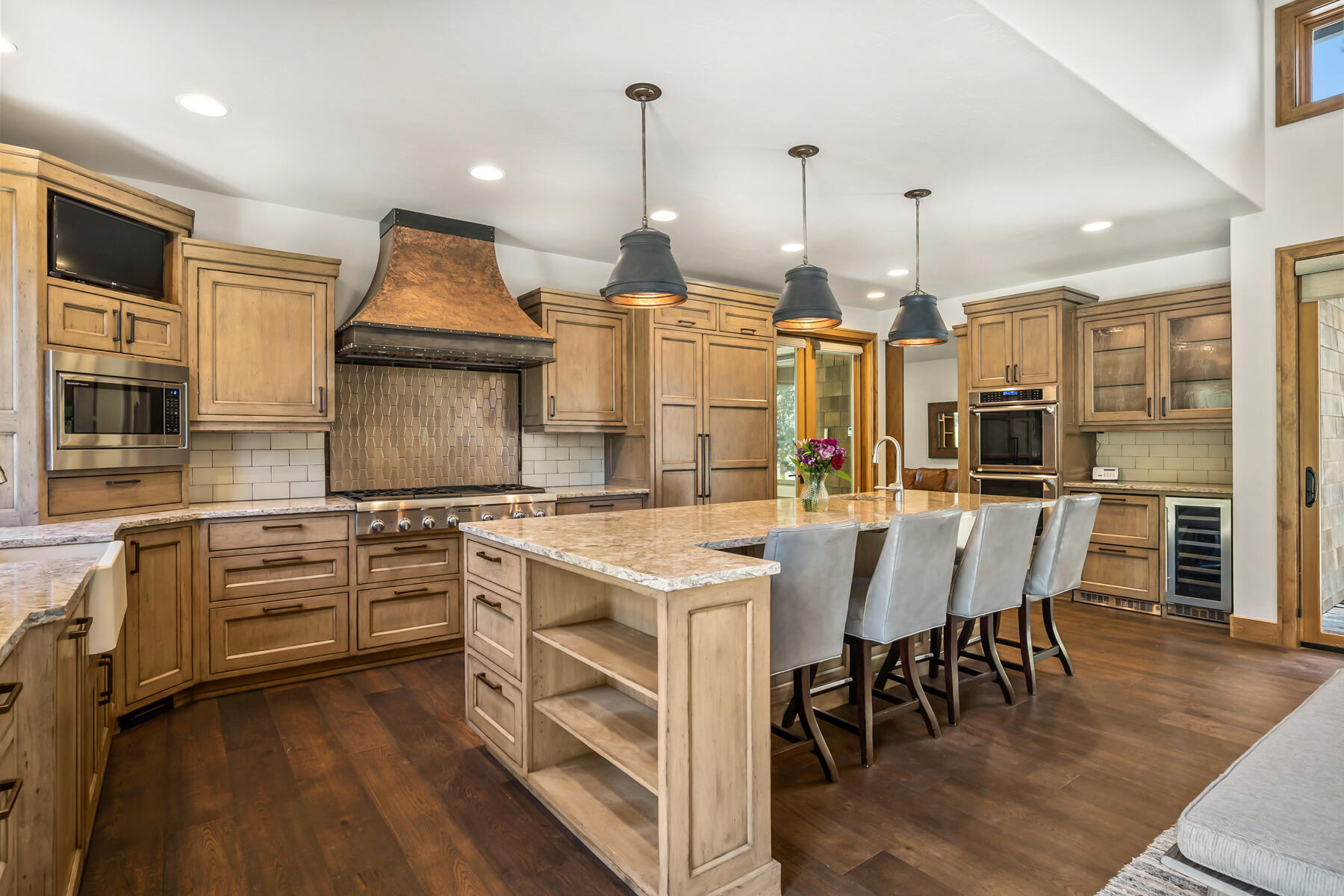 Broken Top - Residential