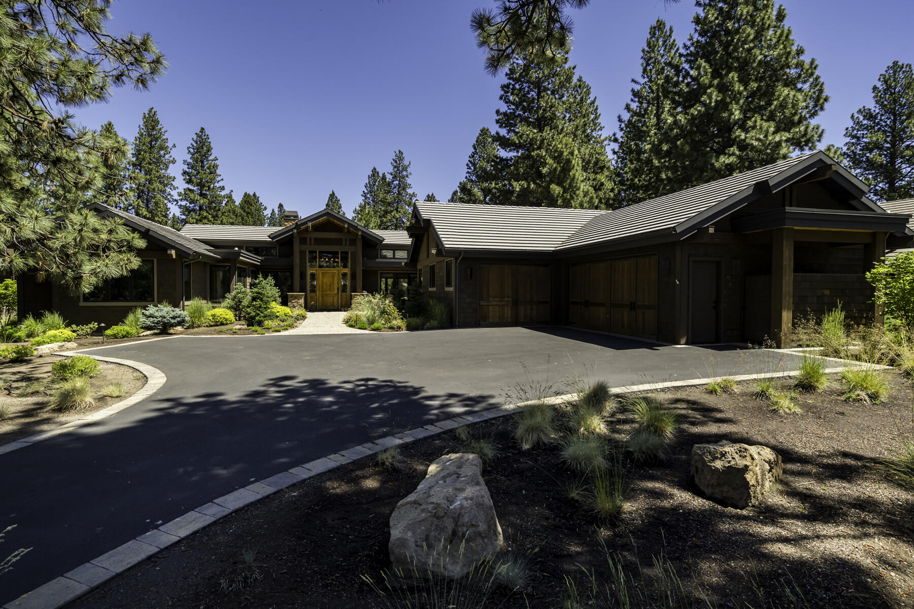 Broken Top - Residential