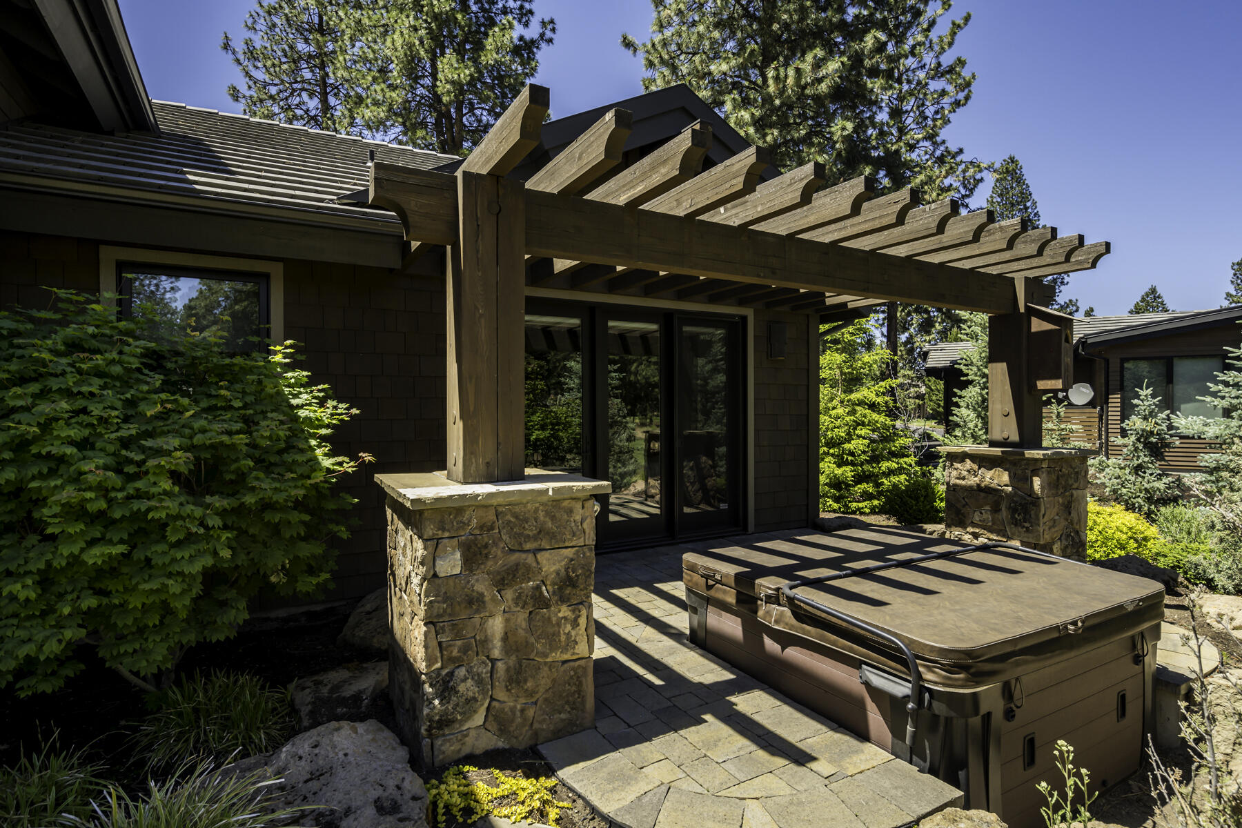 Broken Top - Residential