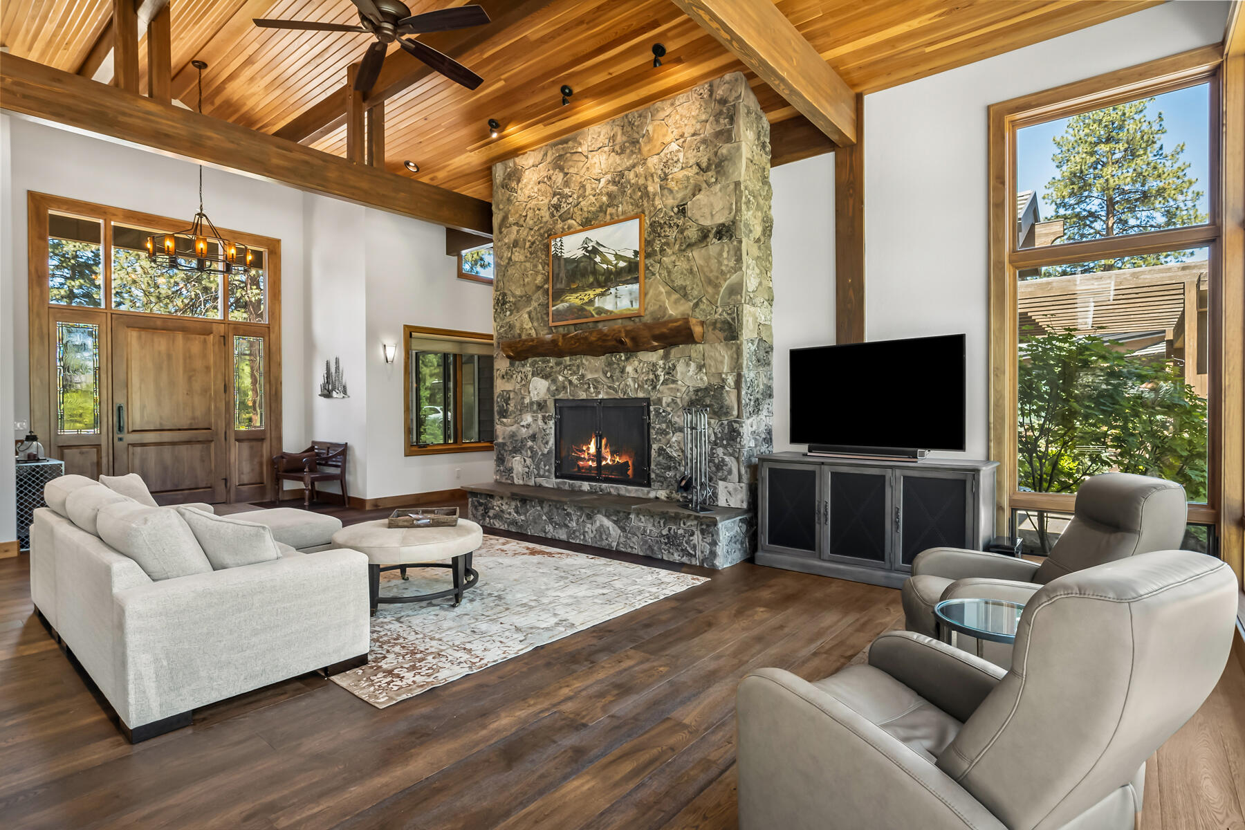 Broken Top - Residential