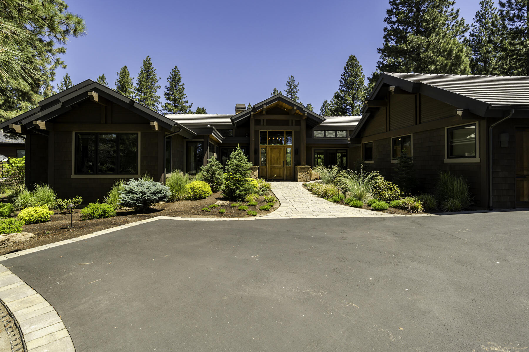 Broken Top - Residential