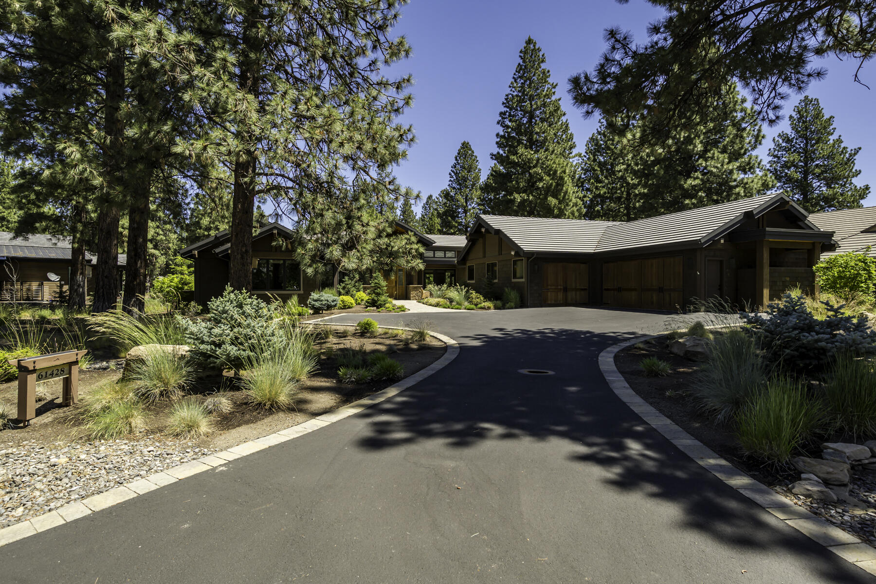 Broken Top - Residential