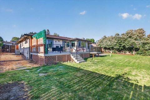 Tiny photo for 2573 Eaton Drive, Medford, OR 97504 (MLS # 220220166)