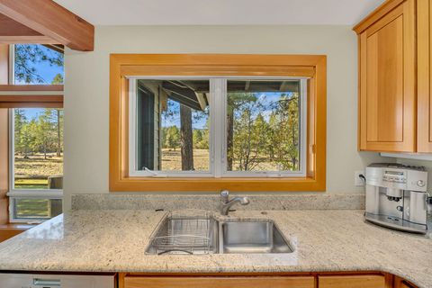 Tiny photo for 57737 Loon Lane #7, Sunriver, OR 97707 (MLS # 220211248)