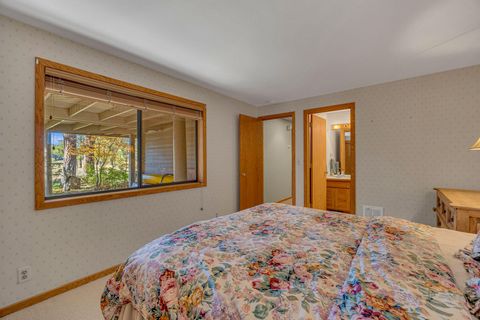 Tiny photo for 57737 Loon Lane #7, Sunriver, OR 97707 (MLS # 220211248)