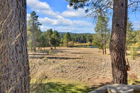 Tiny photo for 57737 Loon Lane #7, Sunriver, OR 97707 (MLS # 220211248)