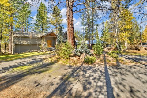 Tiny photo for 57737 Loon Lane #7, Sunriver, OR 97707 (MLS # 220211248)
