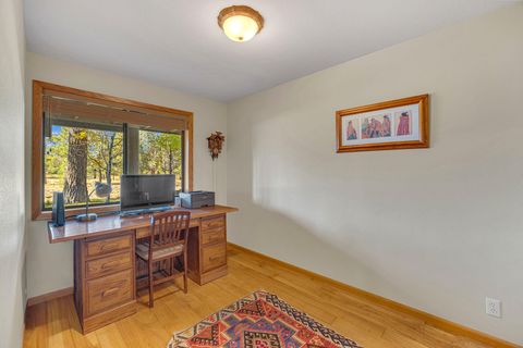 Tiny photo for 57737 Loon Lane #7, Sunriver, OR 97707 (MLS # 220211248)