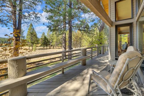 Tiny photo for 57737 Loon Lane #7, Sunriver, OR 97707 (MLS # 220211248)