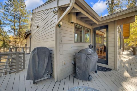 Tiny photo for 57737 Loon Lane #7, Sunriver, OR 97707 (MLS # 220211248)