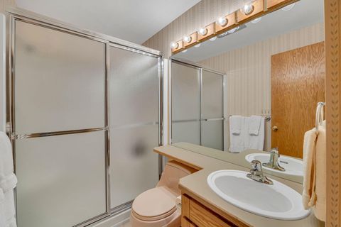 Tiny photo for 57737 Loon Lane #7, Sunriver, OR 97707 (MLS # 220211248)