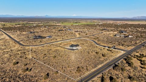 Tiny photo for 16384 SW Grandview Road, Powell Butte, OR 97753 (MLS # 220211100)