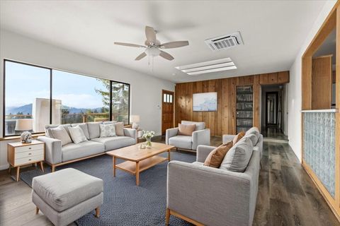 Tiny photo for 872 Scott Drive, Grants Pass, OR 97527 (MLS # 220215213)