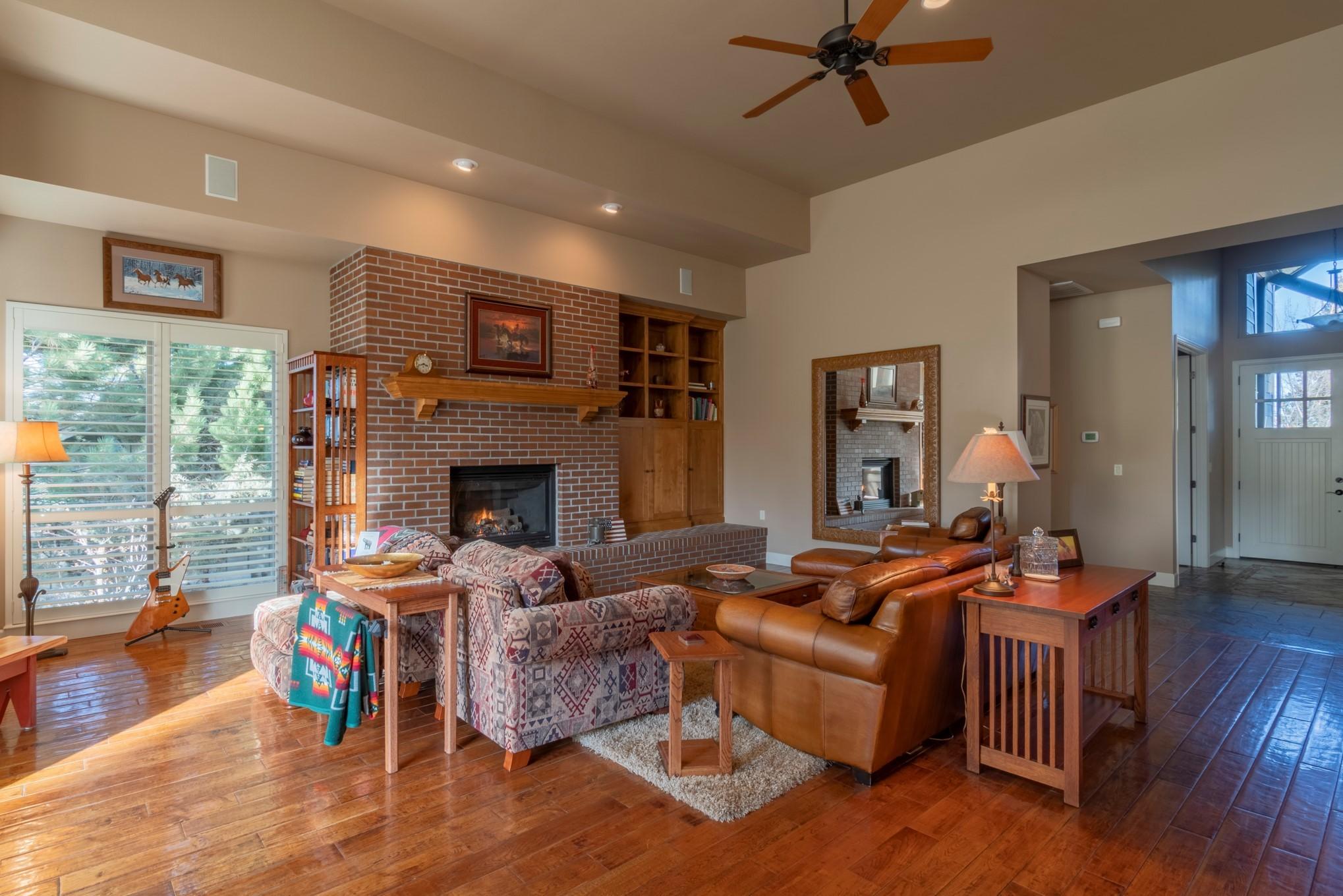 Eagle Crest - Residential