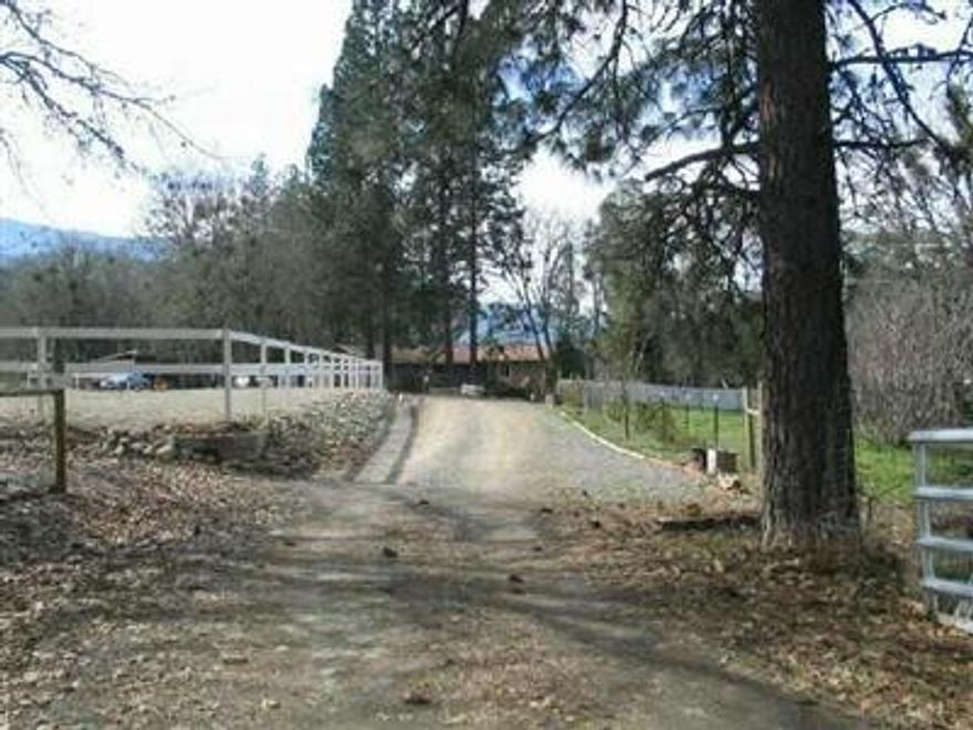 Remodled Two Family Setup, 2nd Home Single Wide Can Be Replaced With 2nd House. Riding Arena, Pasture, Trees Outbuildings Charming Setting. 4th Bedroom In Garage. Hay Storage . New Addition In 03. Looks & Feels Like New. Rents & Show See Addendum.