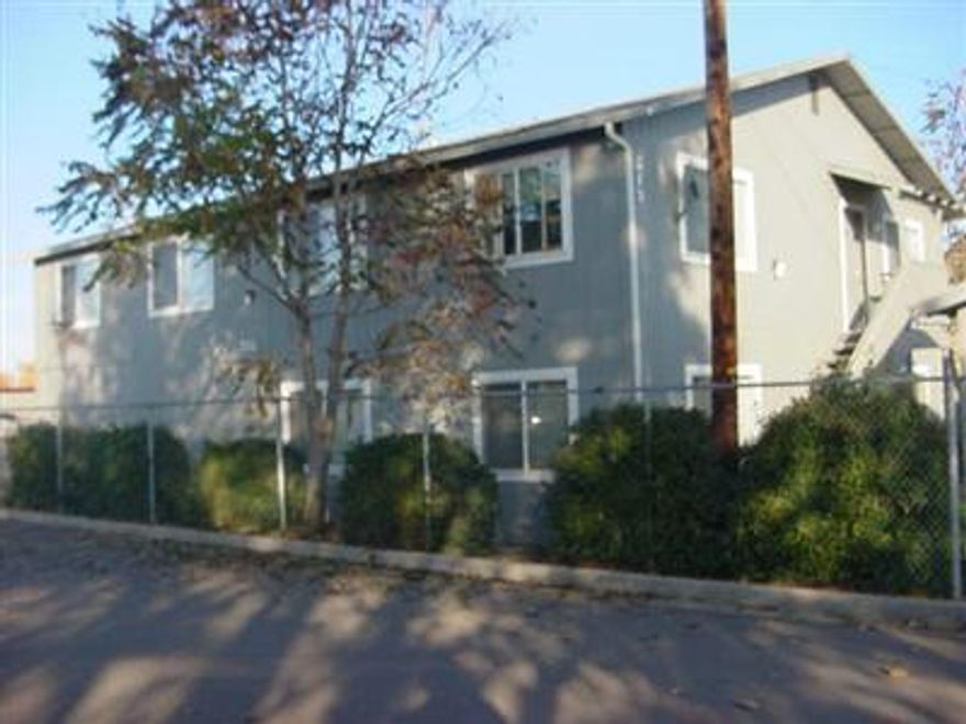 Solid 6.3% cap rate investment. 5 plex well located in central Medford. 3 units are 2/1 and include garages. 2 units are 1/1. The 3 2/1 units built in 1995 as a triplex. The 2 1/1 units are older buildings that were entirely remodeled in 1994. Units provide tenants with economical living through gas heating, washer/dryer hookups, a patio and air conditioning. Units have range/oven and rerigerator included in the sale. On-site parking for 5 cars. Rents are (2) @ 550, (1) @ 495, (1) @ 420, (1) @ 395, a total monthly of $2410. Expenses are minimal with water at $65/mo and trash at $46.19/mo.