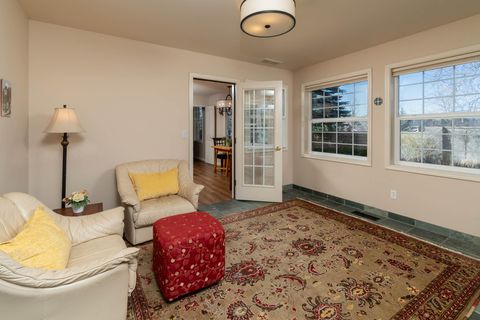 Tiny photo for 19610 Poplar Street, Bend, OR 97702 (MLS # 220217608)