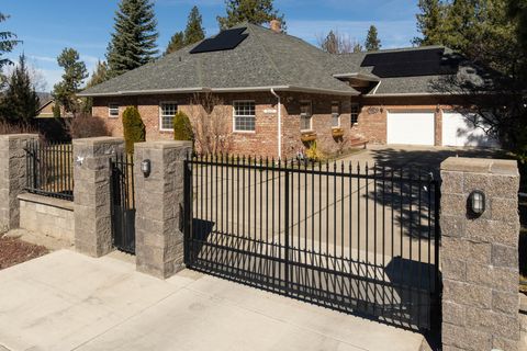 Tiny photo for 19610 Poplar Street, Bend, OR 97702 (MLS # 220217608)