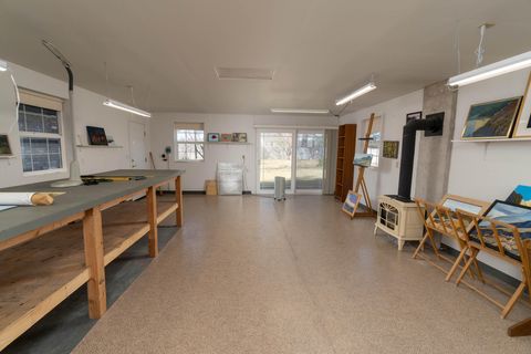 Tiny photo for 19610 Poplar Street, Bend, OR 97702 (MLS # 220217608)