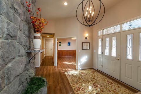 Tiny photo for 19610 Poplar Street, Bend, OR 97702 (MLS # 220217608)