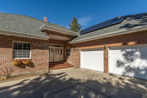 Tiny photo for 19610 Poplar Street, Bend, OR 97702 (MLS # 220217608)