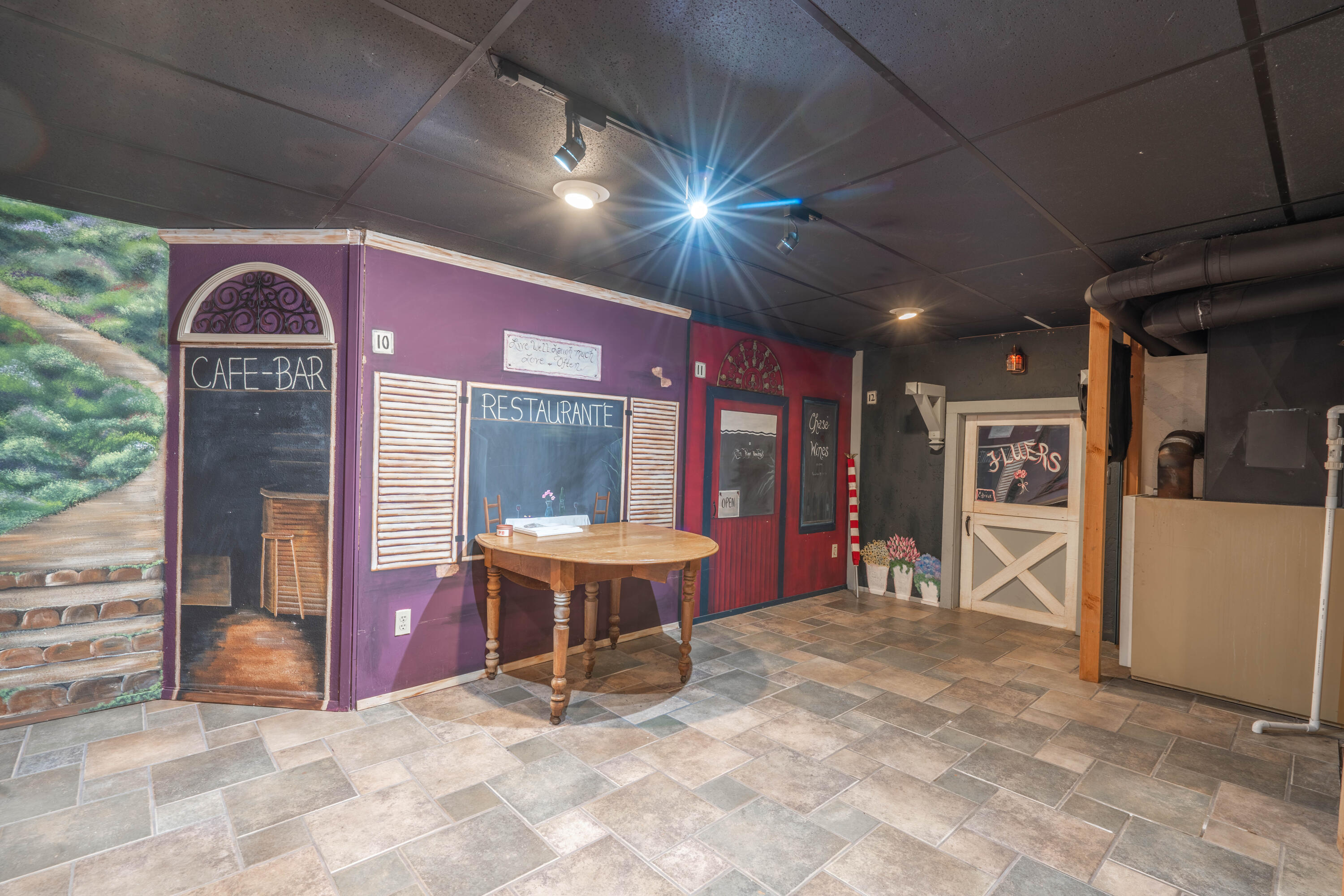 Eagle Crest - Residential