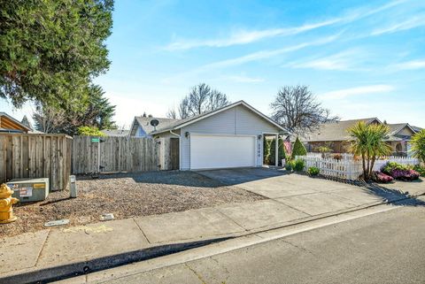 Tiny photo for 2366 Winslow Park Drive, Medford, OR 97504 (MLS # 220217680)