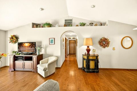 Tiny photo for 2366 Winslow Park Drive, Medford, OR 97504 (MLS # 220217680)