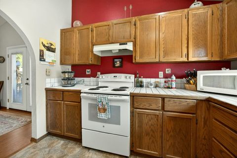 Tiny photo for 2366 Winslow Park Drive, Medford, OR 97504 (MLS # 220217680)